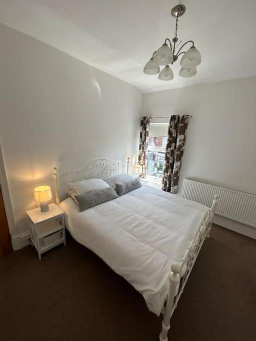 Beautiful 4br Near Racecourse Holiday home *